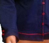 Жакет женский Манго темно-синий с красной отстрочкой - детали отделки